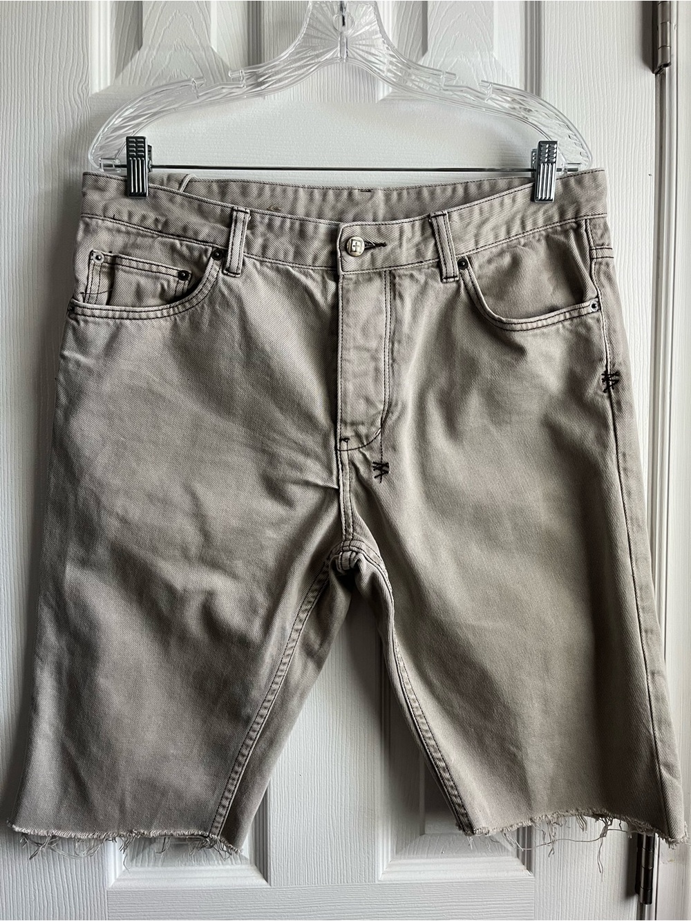 Ksubi Men’s Denim Chopper Cut Off Shorts Pluto Moon Grey Size 34 Streetwear